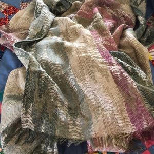 Scarf/shawl
